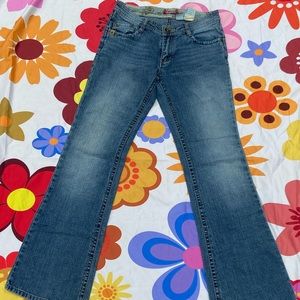 cute medium wash boot cut jeans